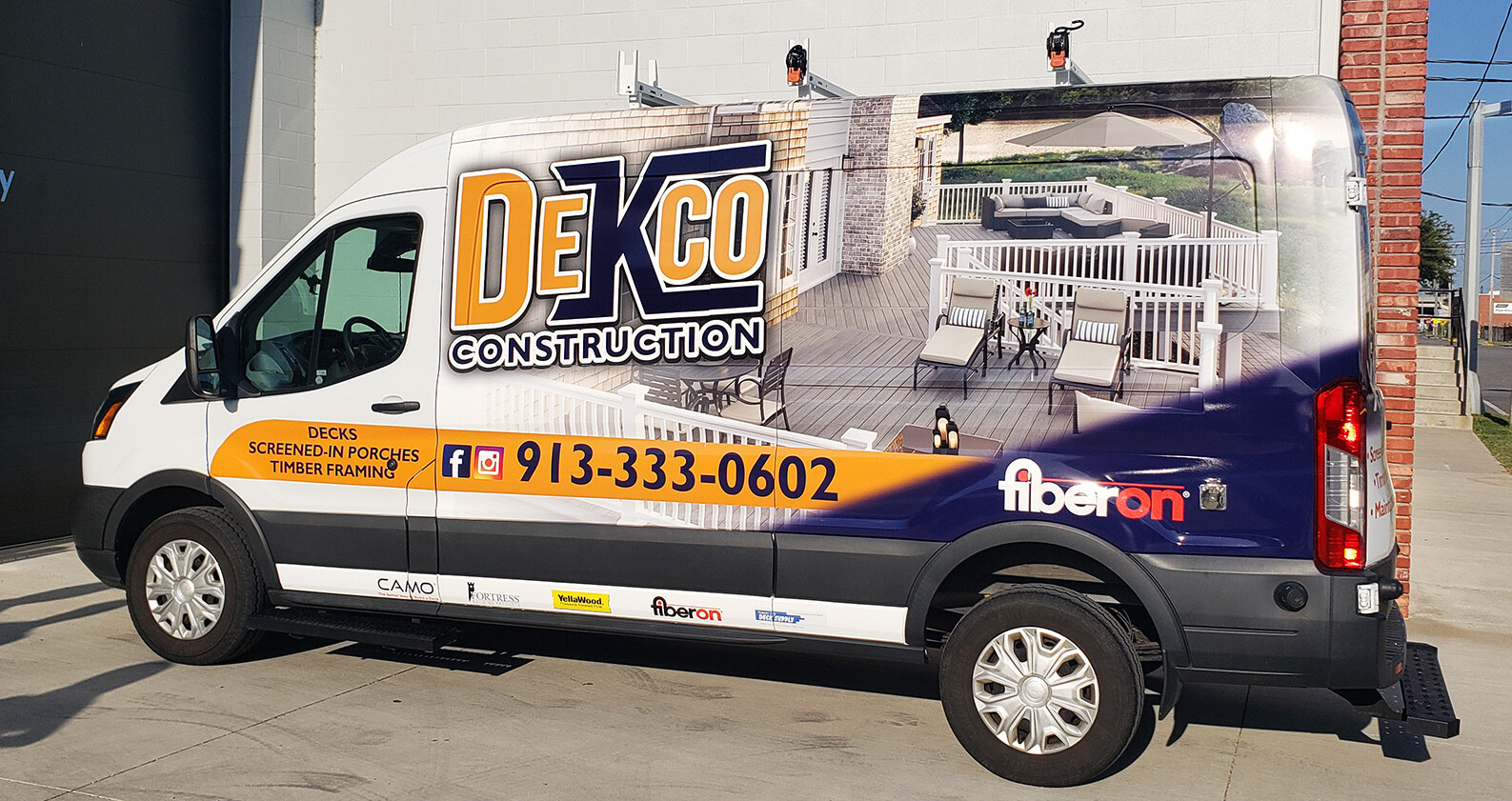 Get Experienced Service with Commercial Vehicle Wraps from Streamline Print and Design.